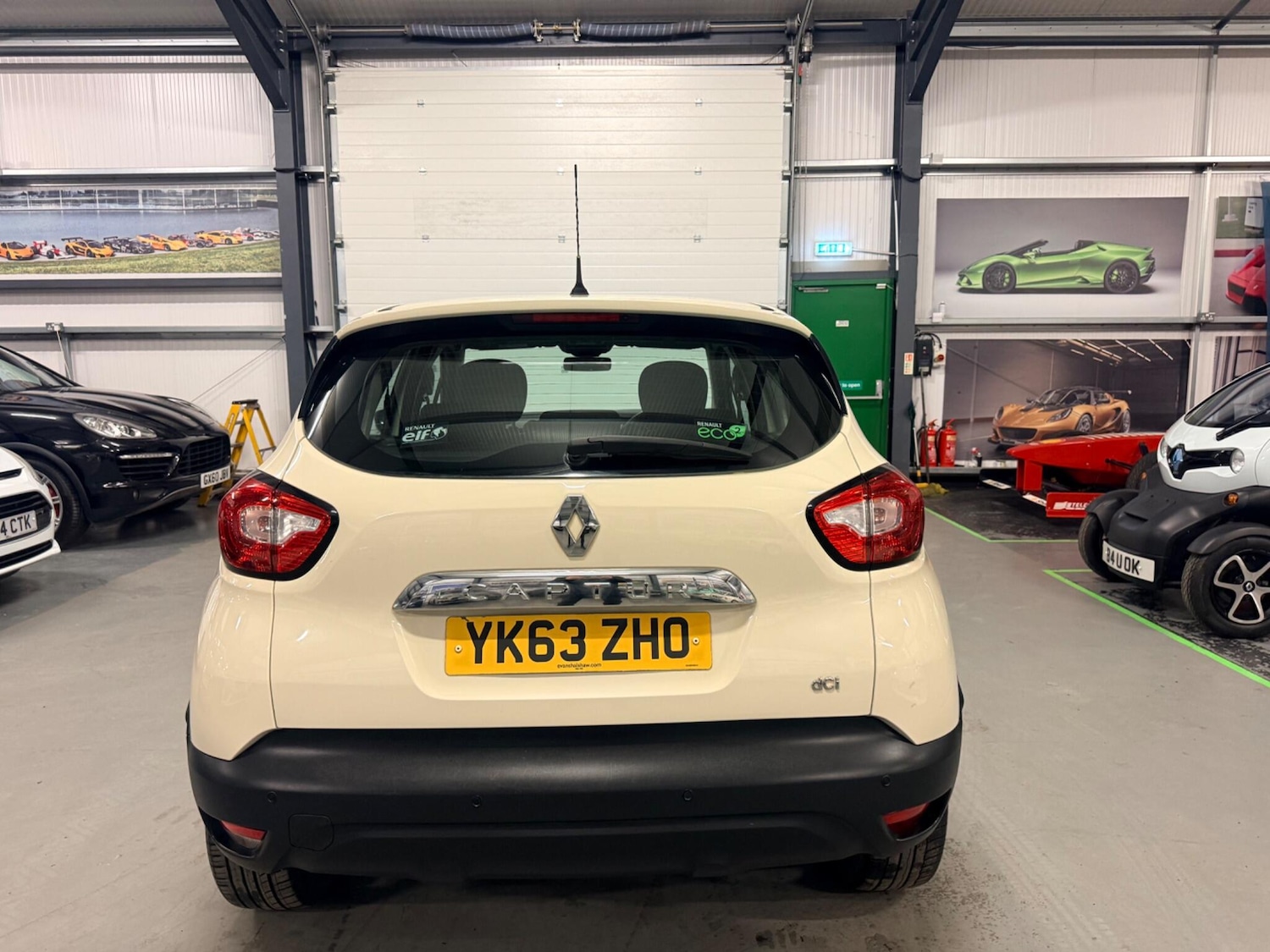 Used Renault Captur 2013 for sale - 77585926: Photo 12