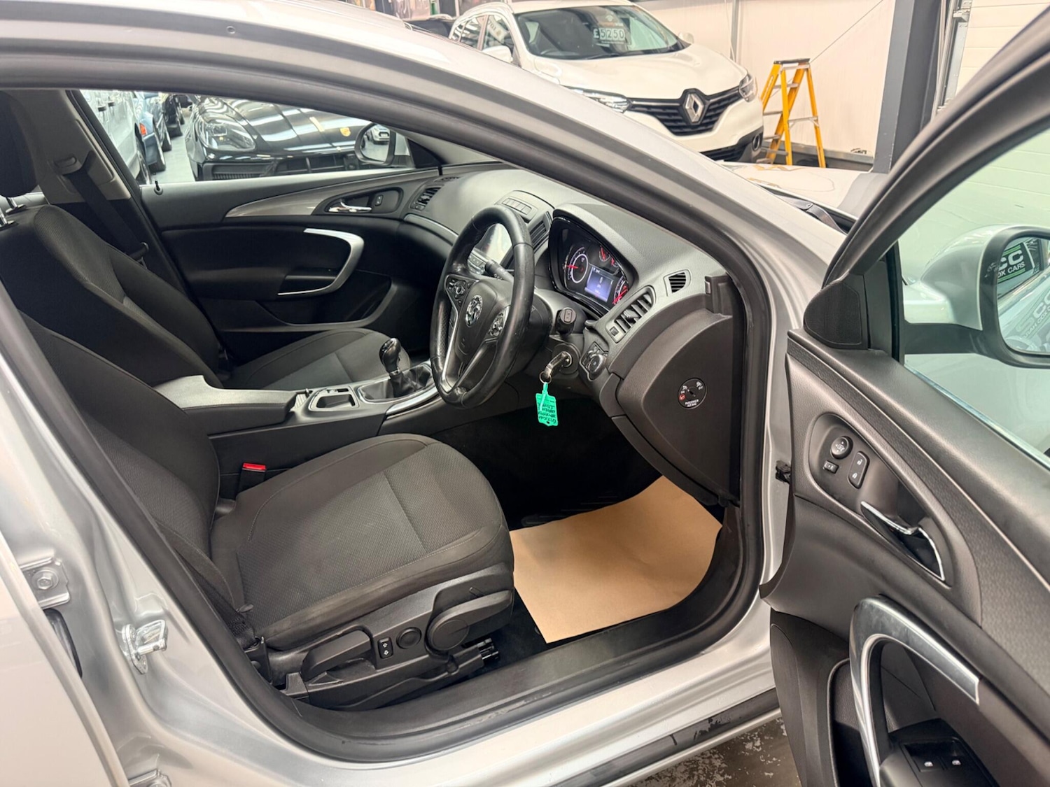 Used Vauxhall Insignia for sale - 77753571: Photo 10