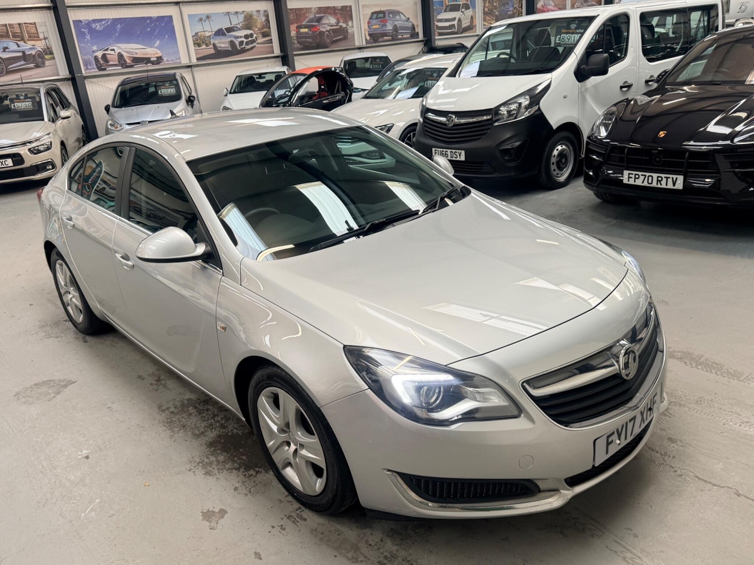 Used Vauxhall Insignia for sale - 77753571: Photo 2