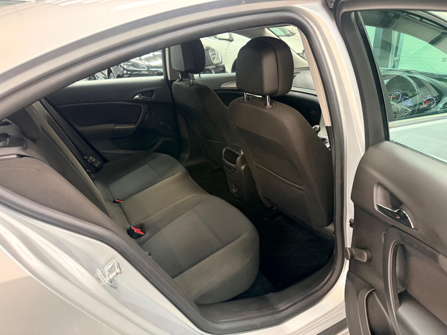 Used Vauxhall Insignia for sale - 77753571: Photo 25