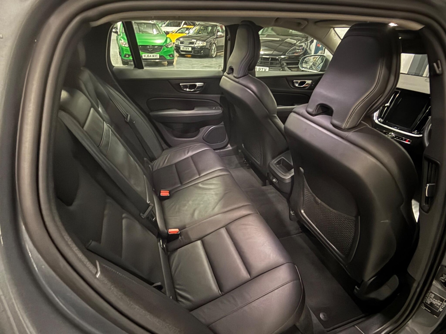 Used Volvo V60 2020 for sale - 76742664: Photo 16