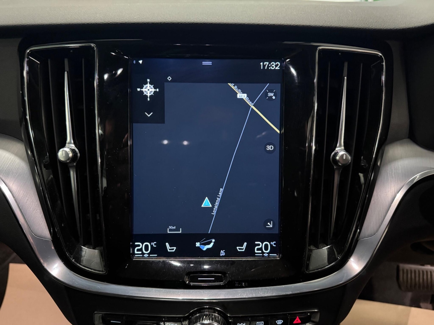 Used Volvo V60 2020 for sale - 76742664: Photo 24