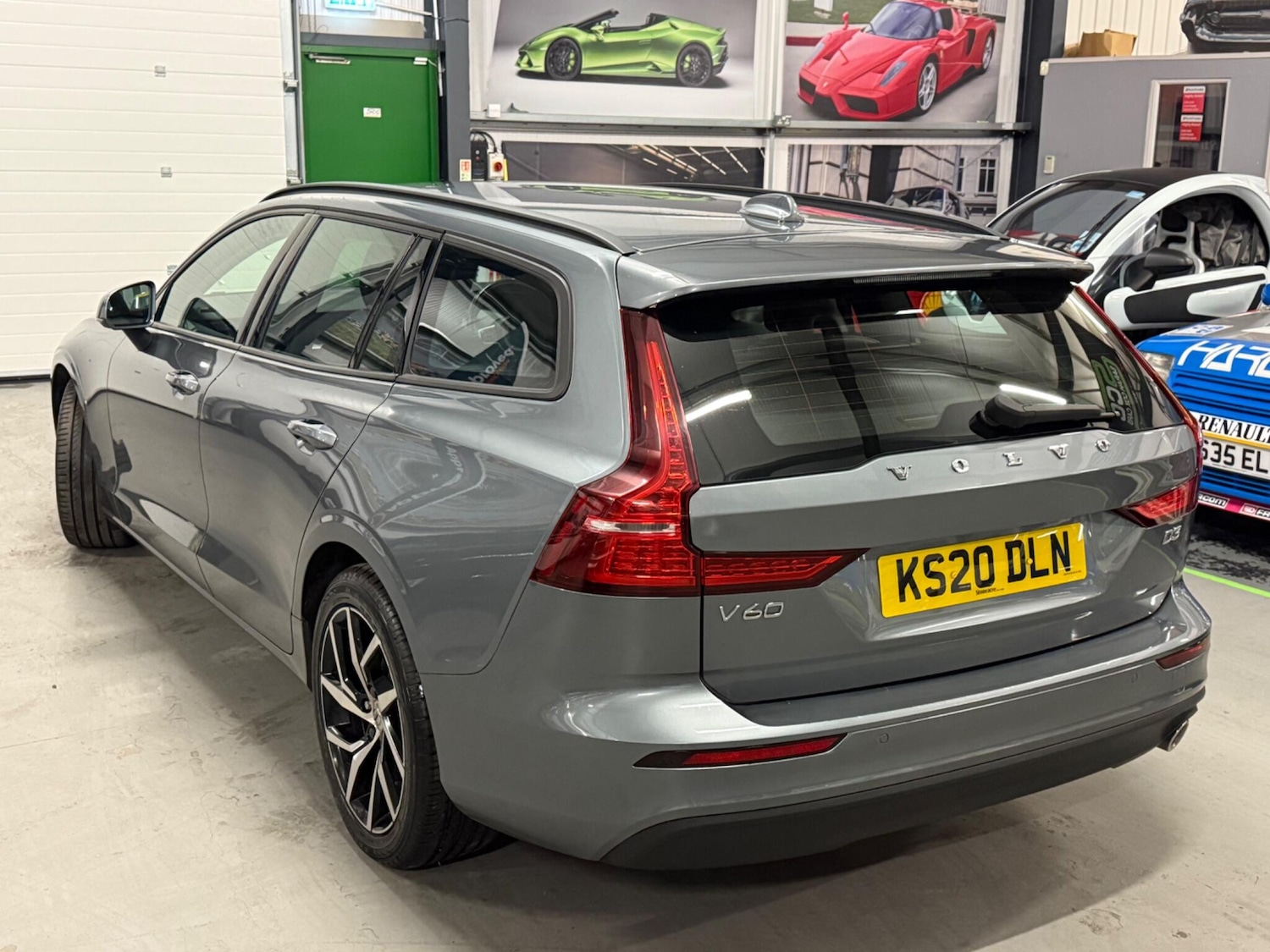 Used Volvo V60 2020 for sale - 76742664: Photo 6