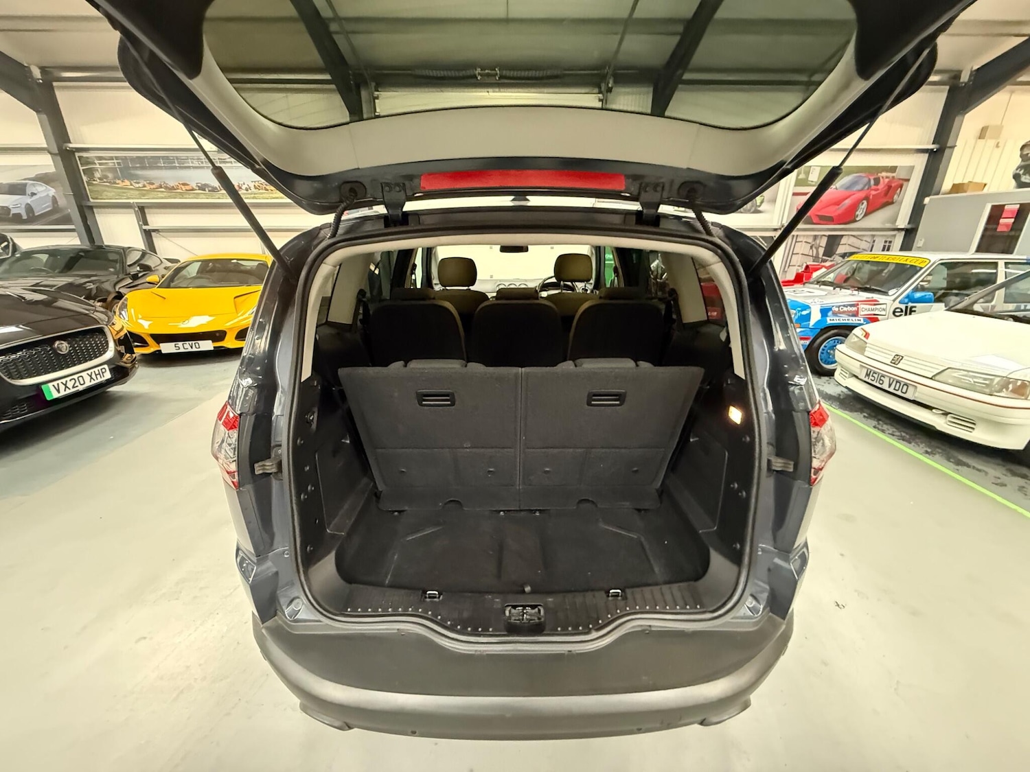 Used Ford S-Max 2012 for sale - 76315216: Photo 15