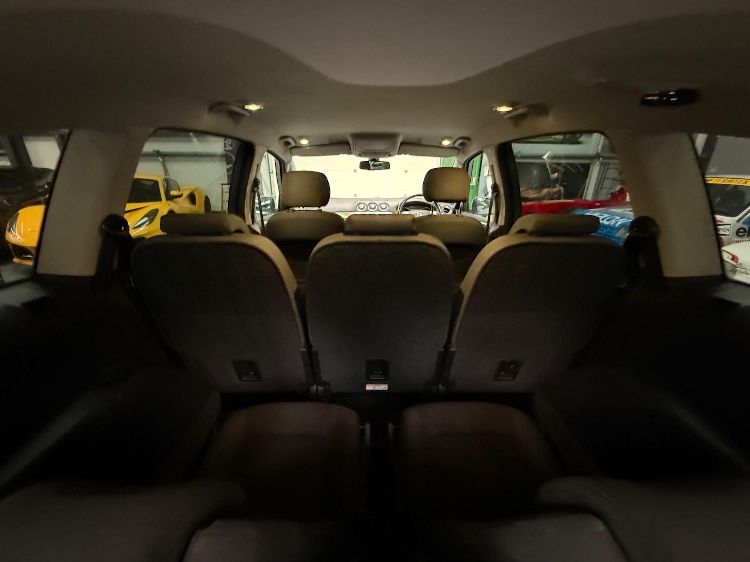 Used Ford S-Max 2012 for sale - 76315216: Photo 16