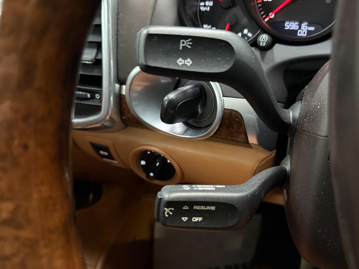 Used Porsche Cayenne for sale - 76476475: Photo 31