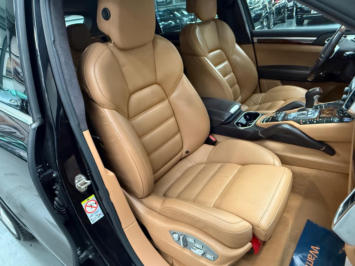 Used Porsche Cayenne for sale - 76476475: Photo 35