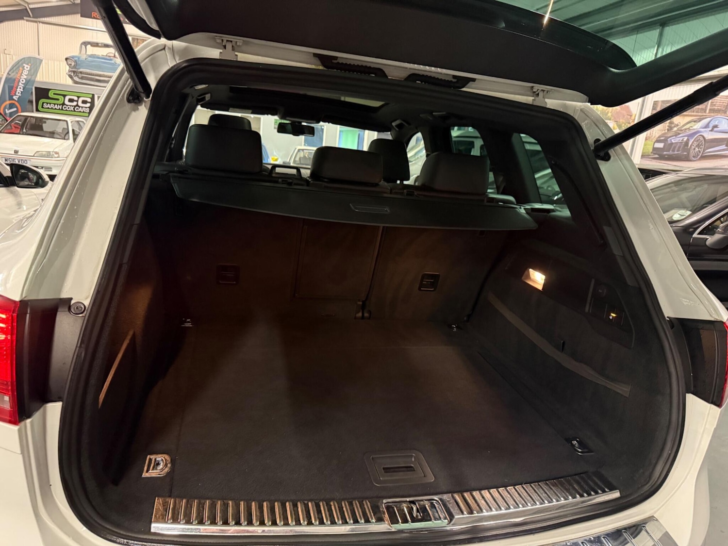 Used Volkswagen Touareg 2014 for sale - 76446895: Photo 18