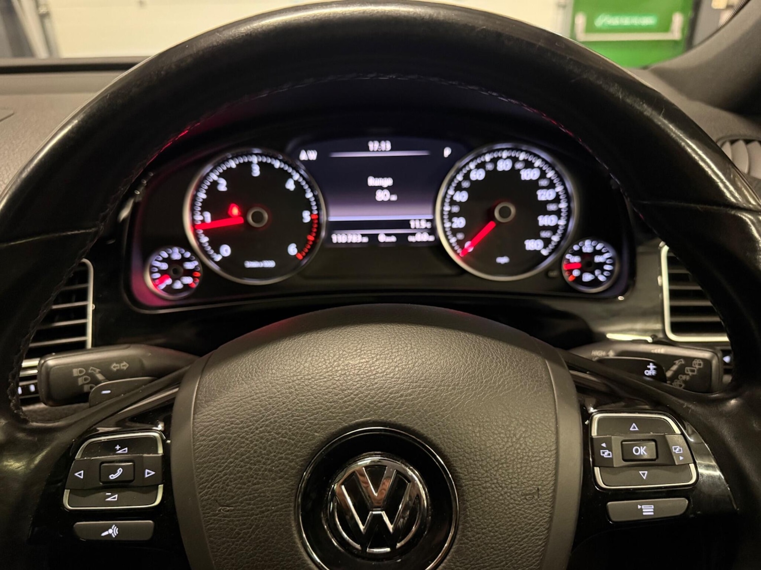 Used Volkswagen Touareg 2014 for sale - 76446895: Photo 19