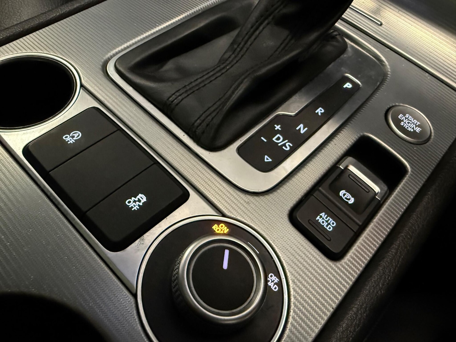 Used Volkswagen Touareg 2014 for sale - 76446895: Photo 30