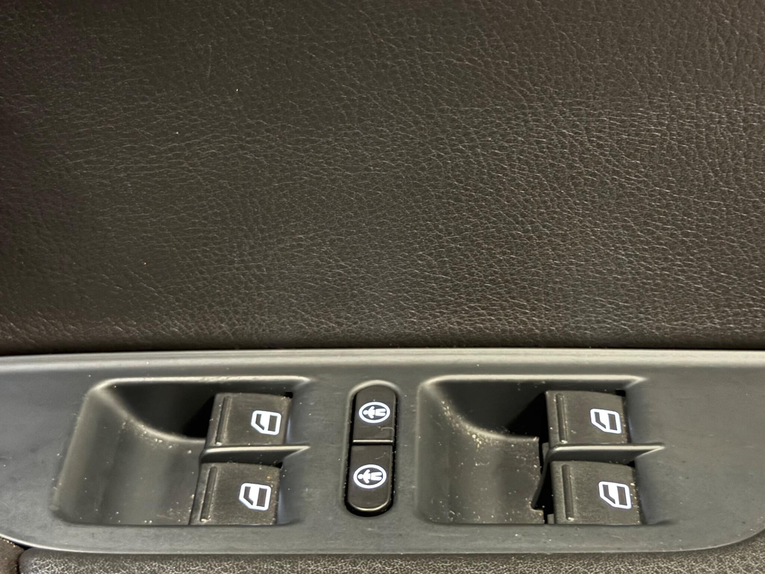 Used Volkswagen Touareg 2014 for sale - 76446895: Photo 31