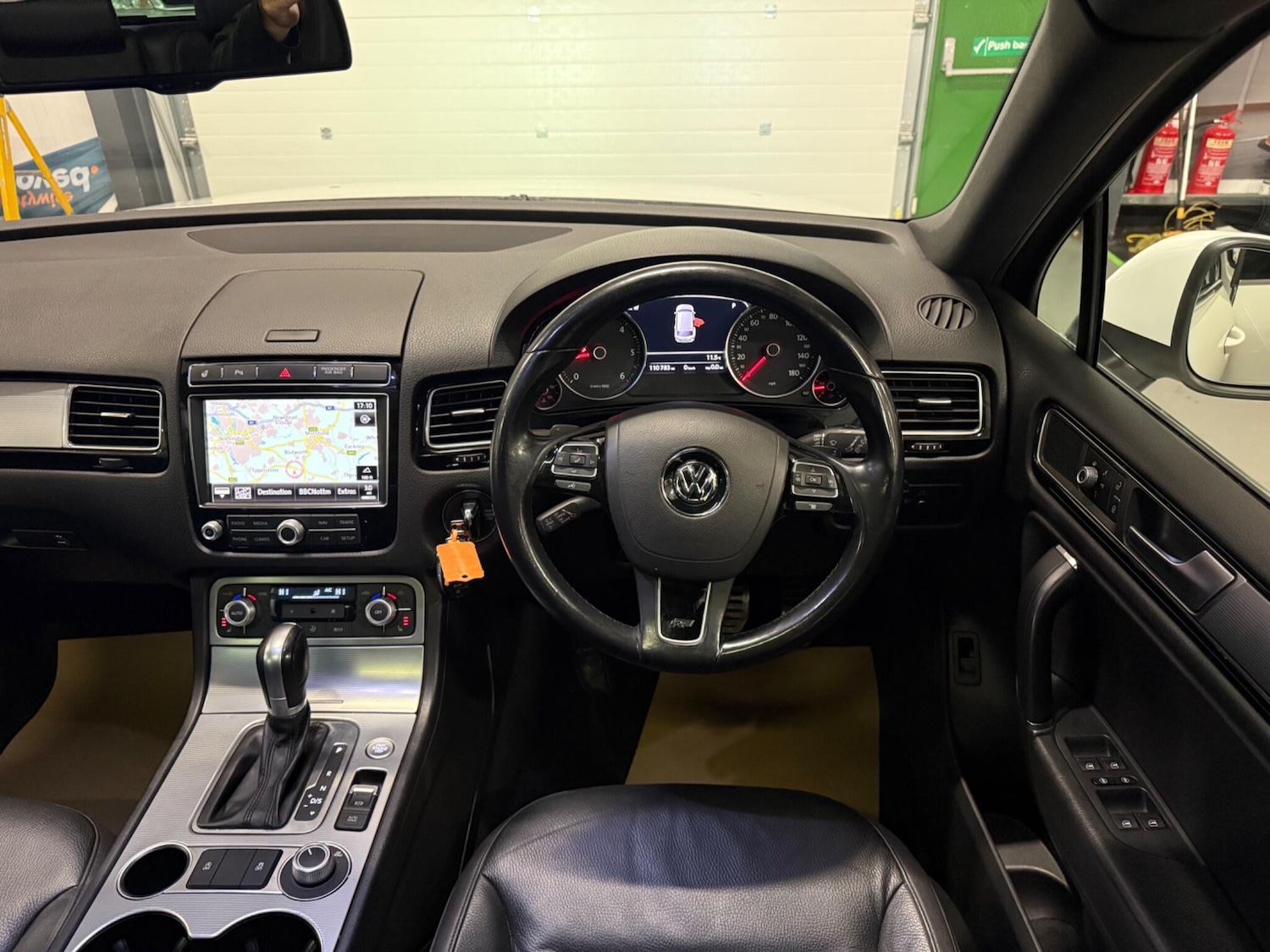 Used Volkswagen Touareg 2014 for sale - 76446895: Photo 9