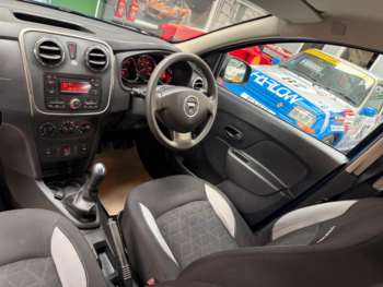 Used Dacia Sandero Stepway 2016 for sale - 75297593: Photo