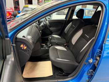 Used Dacia Sandero Stepway 2016 for sale - 75297593: Photo