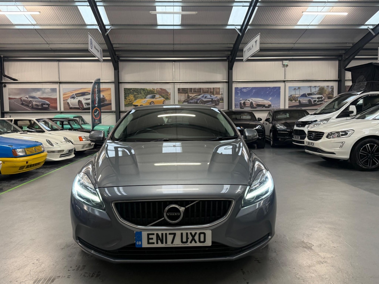 Used Volvo V40 2017 for sale - 76138423: Photo 12