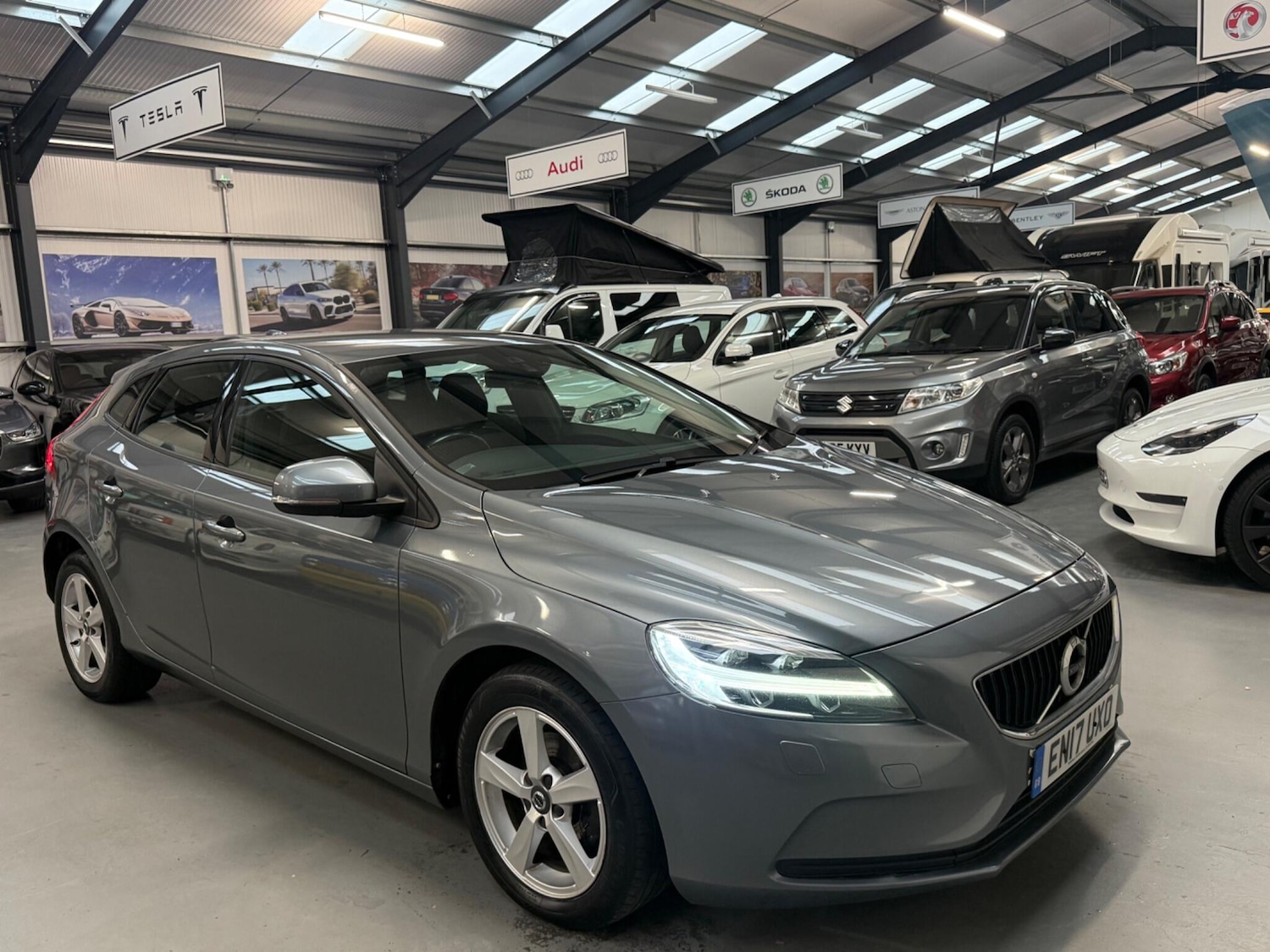Used Volvo V40 2017 for sale - 76138423: Photo 13