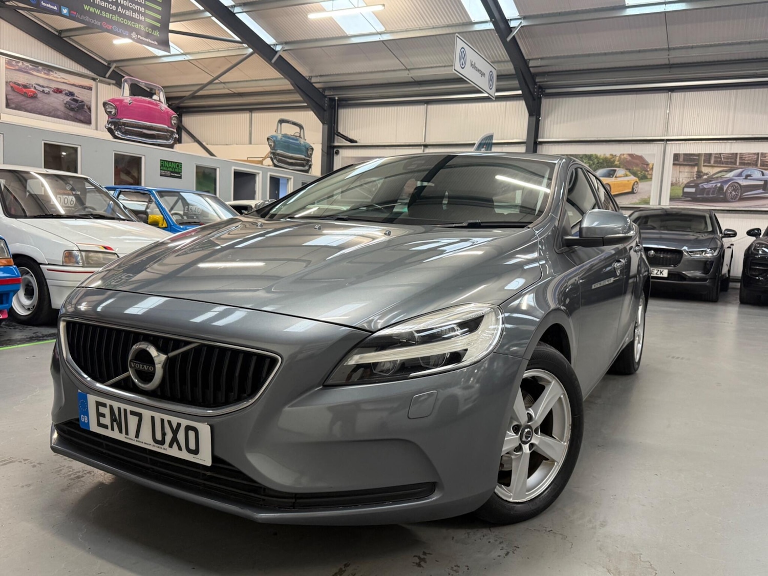 Used Volvo V40 2017 for sale - 76138423: Photo 5