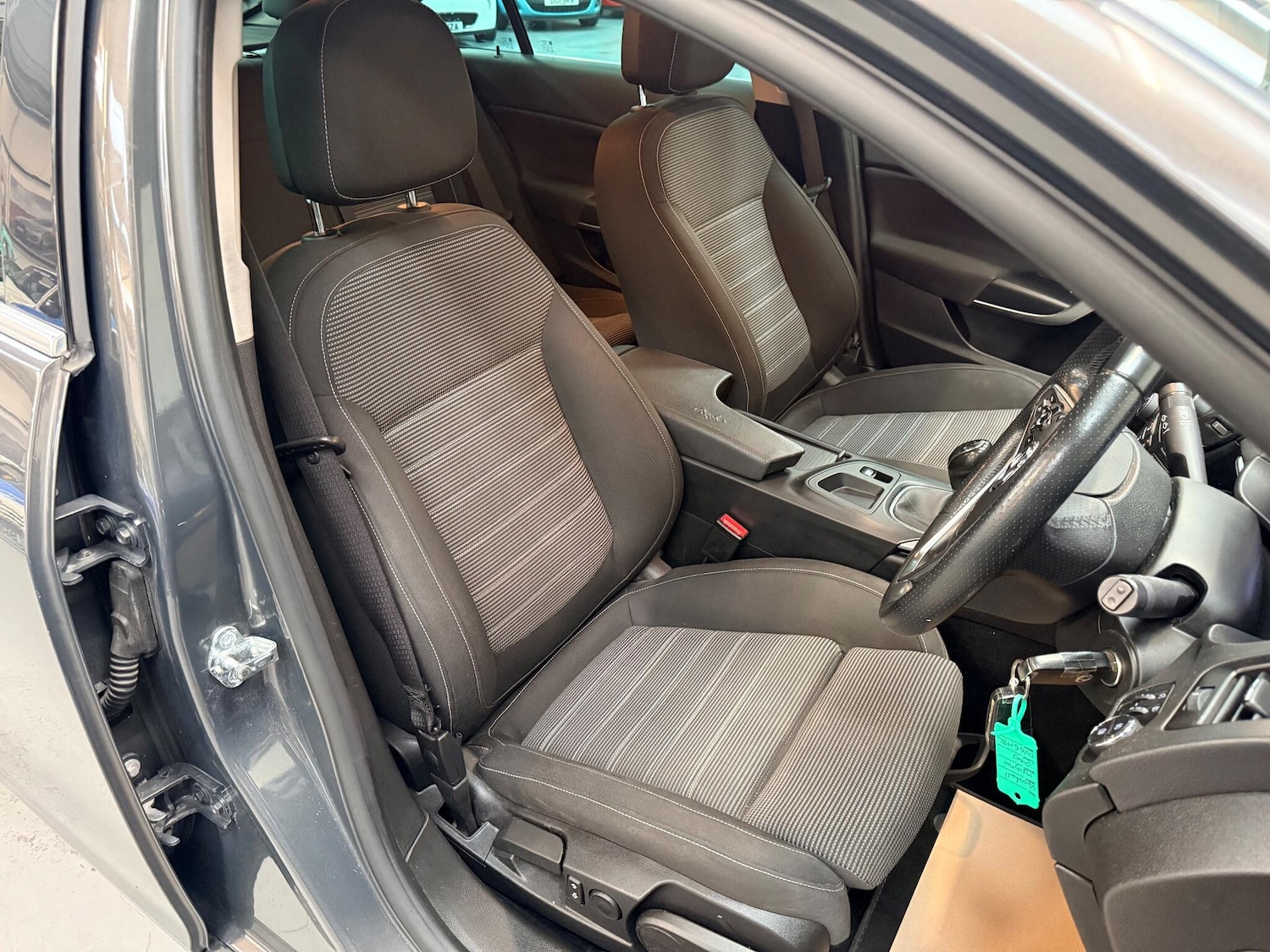 Used Vauxhall Insignia 2016 for sale - 76975719: Photo 24