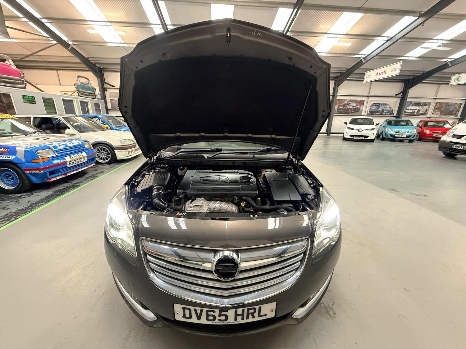 Used Vauxhall Insignia 2016 for sale - 76975719: Photo 27