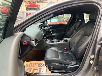 Used Jaguar XE 2018 for sale - 78636290: Photo