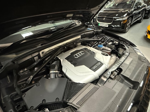 Used Audi Q5 2011 for sale - 76314476: Photo 35