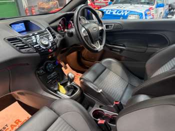 Used Ford Fiesta 2014 for sale - 75402342: Photo