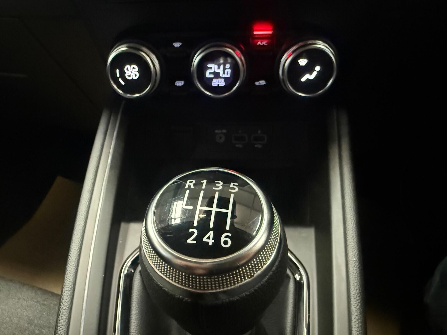 Used Renault Clio 2022 for sale - 76389047: Photo 22