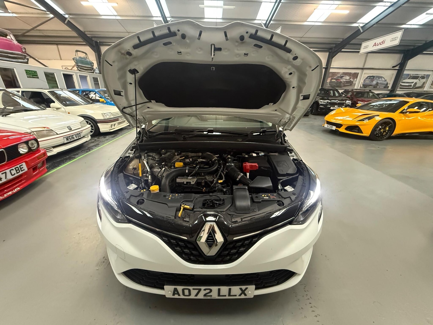 Used Renault Clio 2022 for sale - 76389047: Photo 42