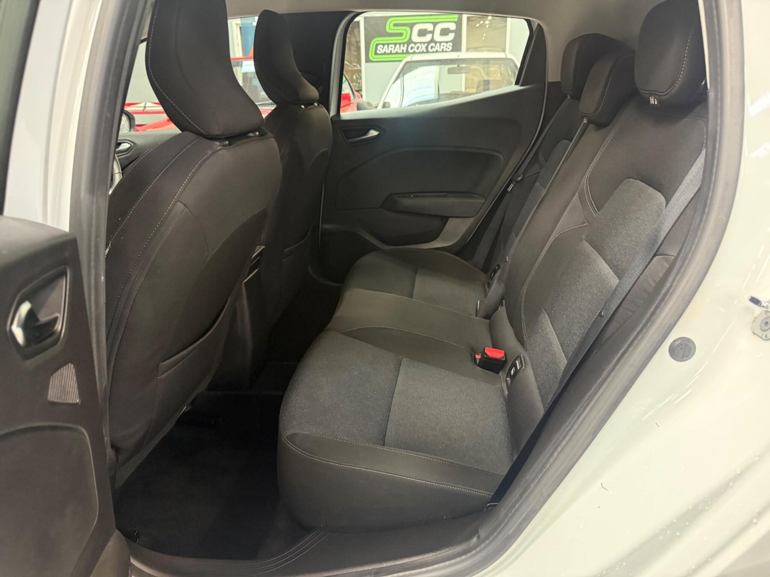 Used Renault Clio 2022 for sale - 76389047: Photo 5