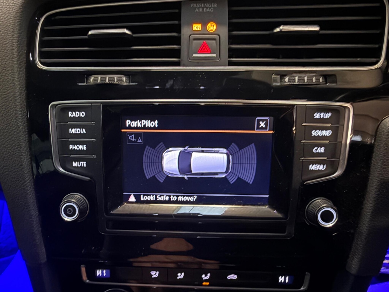 Used Volkswagen Golf 2015 for sale - 77120414: Photo 25