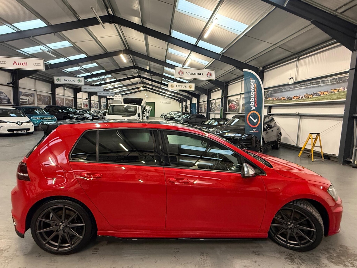 Used Volkswagen Golf 2015 for sale - 77120414: Photo 9