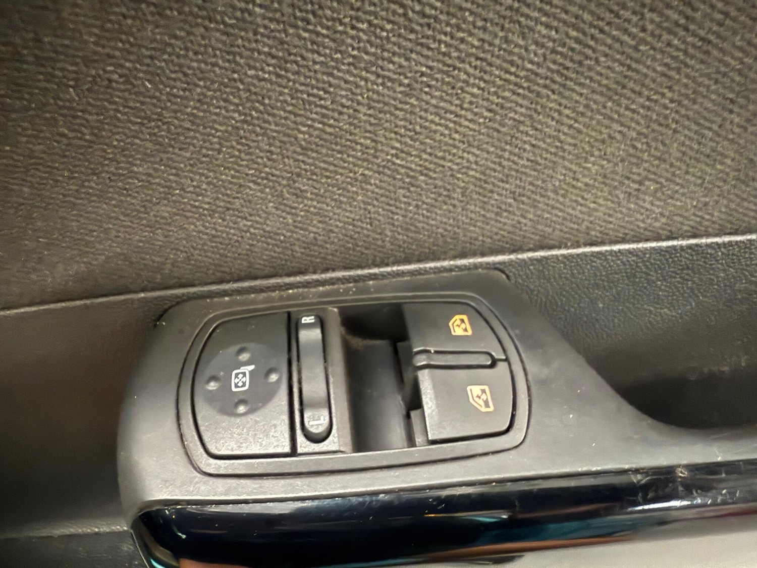 Used Vauxhall Corsa 2011 for sale - 76953422: Photo 21