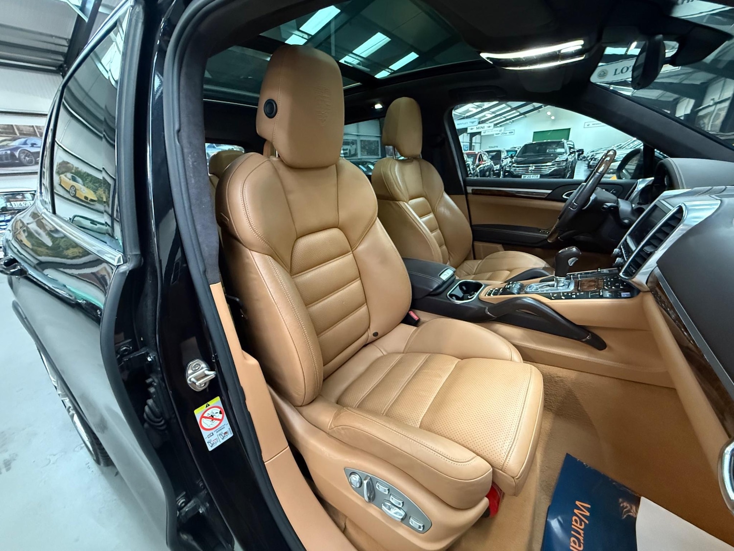 Used Porsche Cayenne for sale - 76993716: Photo 10