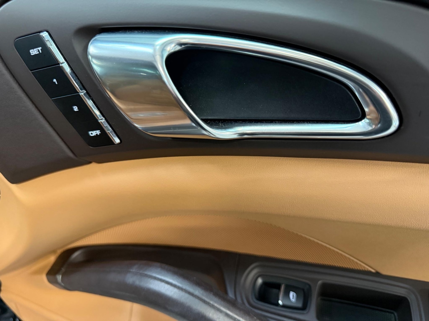 Used Porsche Cayenne for sale - 76993716: Photo 40