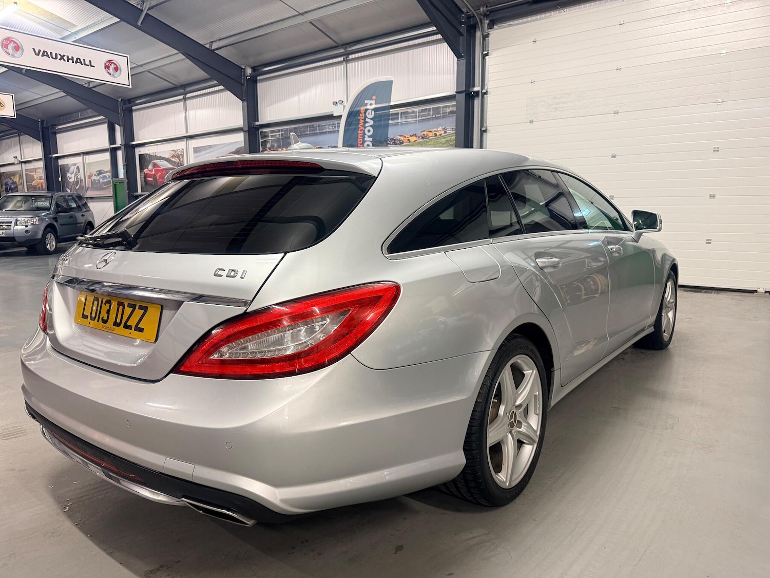 Used Mercedes-Benz CLS 2013 for sale - 76899302: Photo 16
