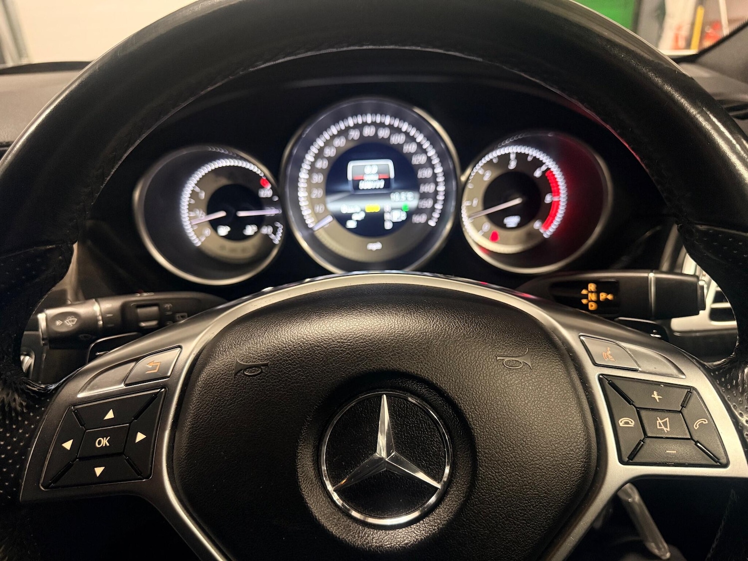 Used Mercedes-Benz CLS 2013 for sale - 76899302: Photo 19