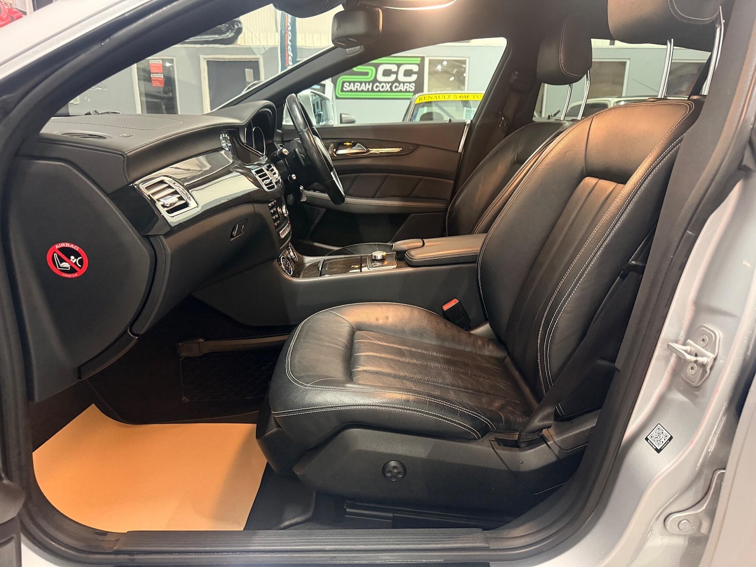 Used Mercedes-Benz CLS 2013 for sale - 76899302: Photo 4