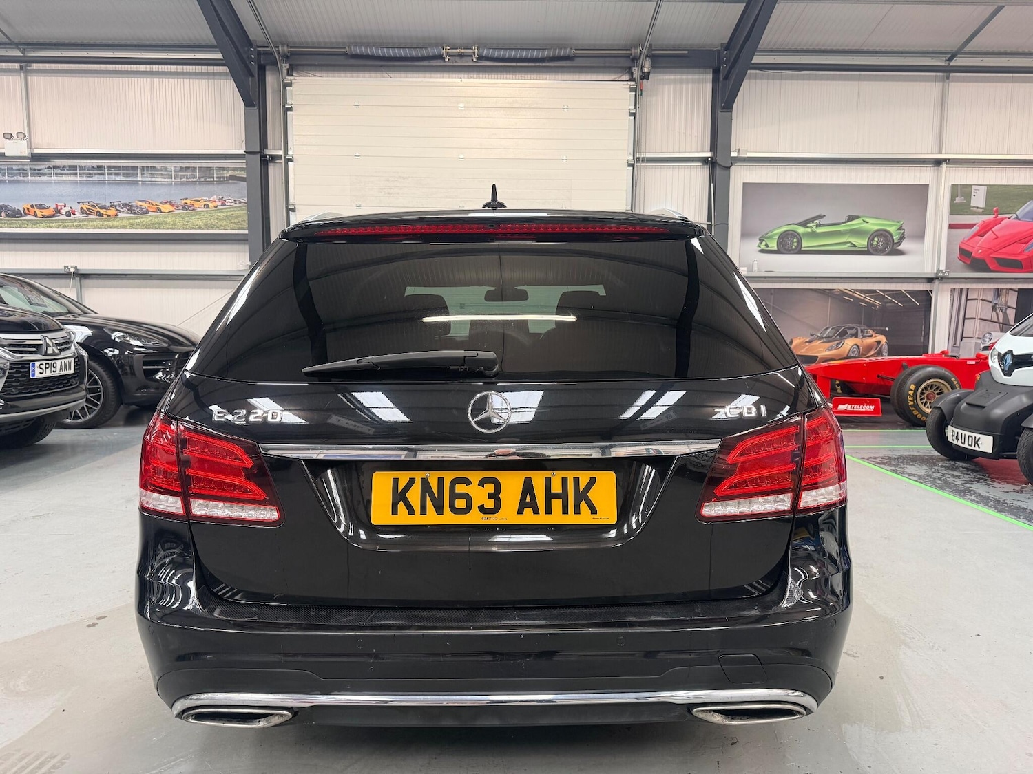 Used Mercedes-Benz E Class 2013 for sale - 77238093: Photo 12