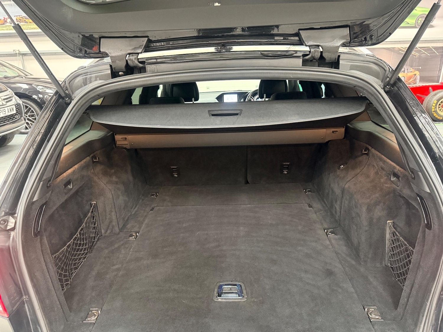 Used Mercedes-Benz E Class 2013 for sale - 77238093: Photo 14