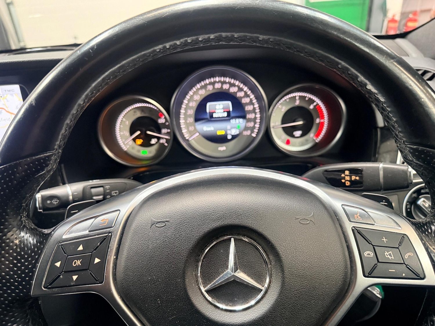 Used Mercedes-Benz E Class 2013 for sale - 77238093: Photo 15