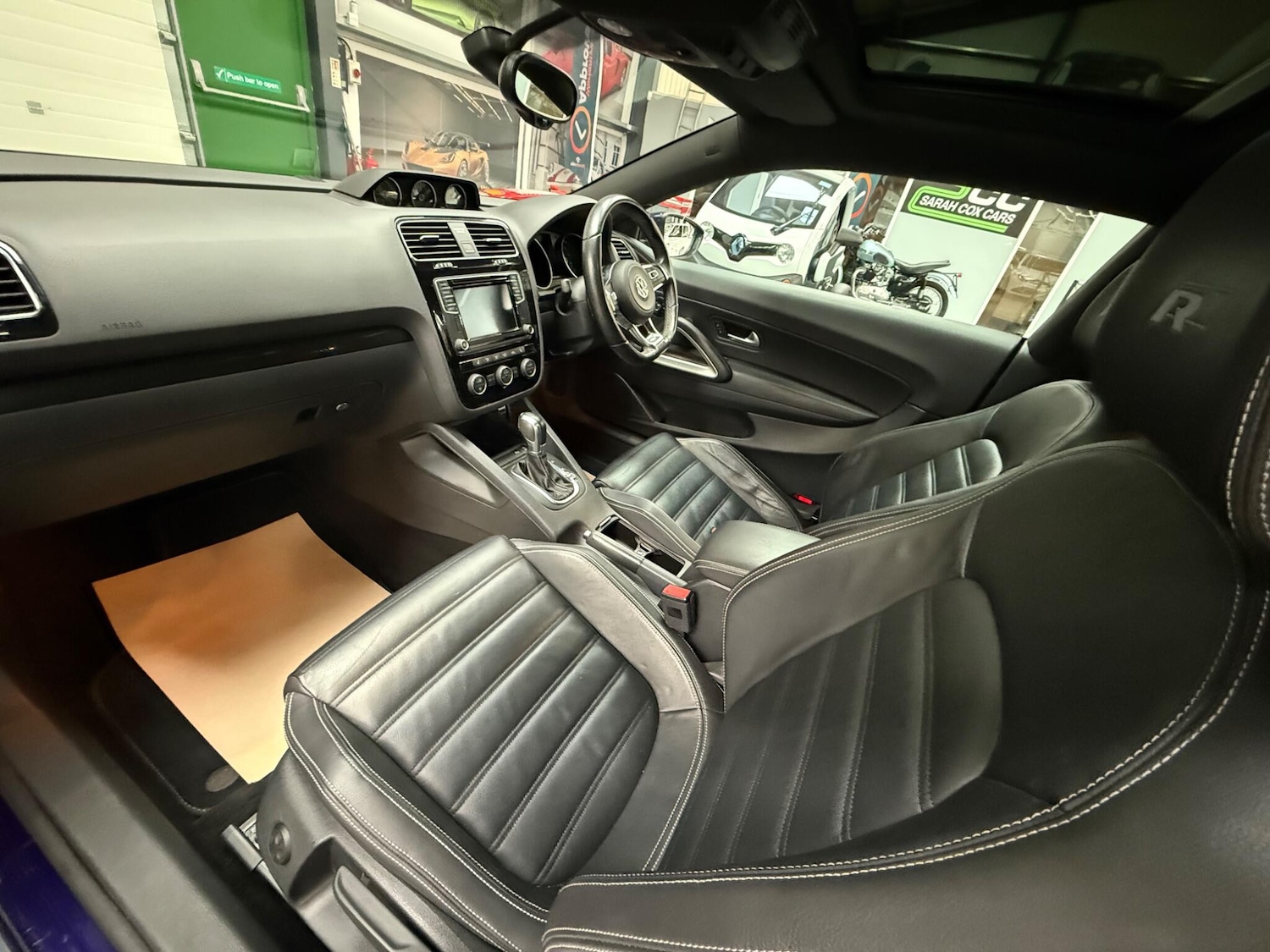 Used Volkswagen Scirocco 2015 for sale - 77633138: Photo 12