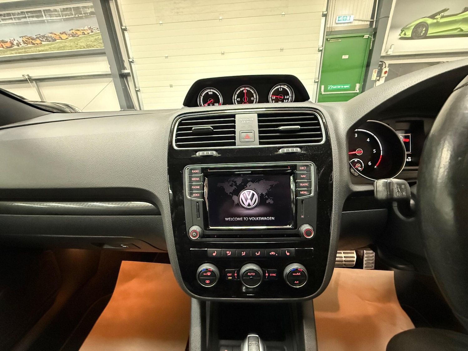 Used Volkswagen Scirocco 2015 for sale - 77633138: Photo 18