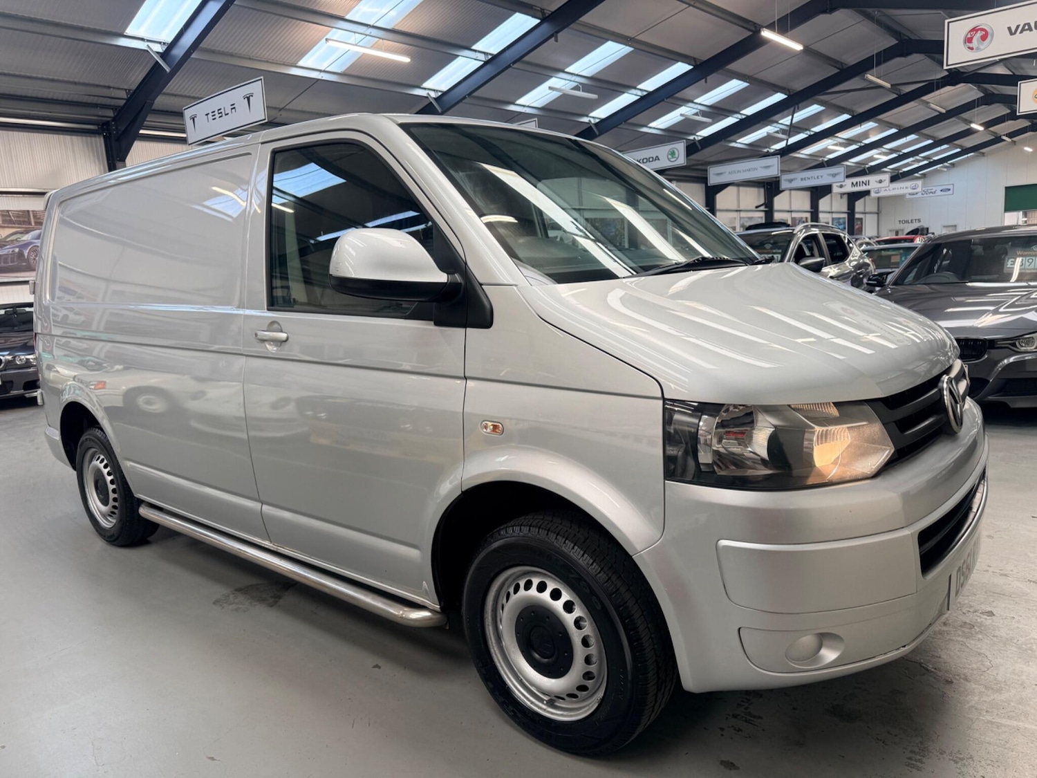 Used Volkswagen Transporter 2011 for sale - 77978106: Photo 11