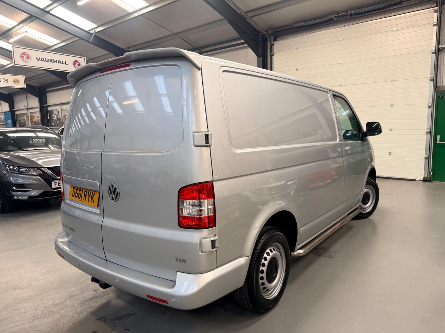 Used Volkswagen Transporter 2011 for sale - 77978106: Photo 13