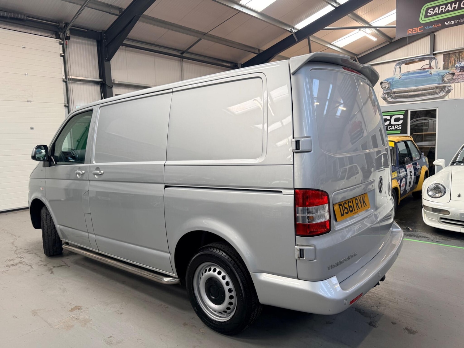 Used Volkswagen Transporter 2011 for sale - 77978106: Photo 9