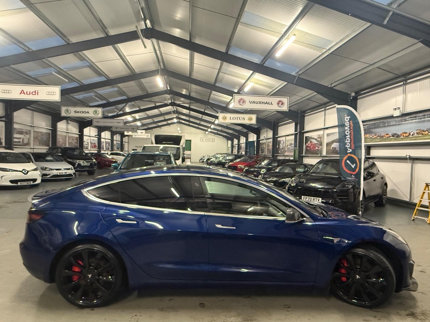 Used Tesla Model 3 for sale - 77175194: Photo 10