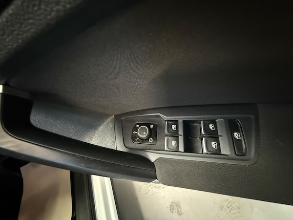 Used Volkswagen Tiguan 2016 for sale - 76032535: Photo 25