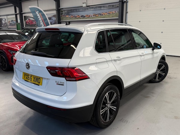 Used Volkswagen Tiguan 2016 for sale - 76032535: Photo 9