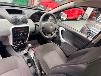 Used Dacia Duster 2013 for sale - 79256389: Photo