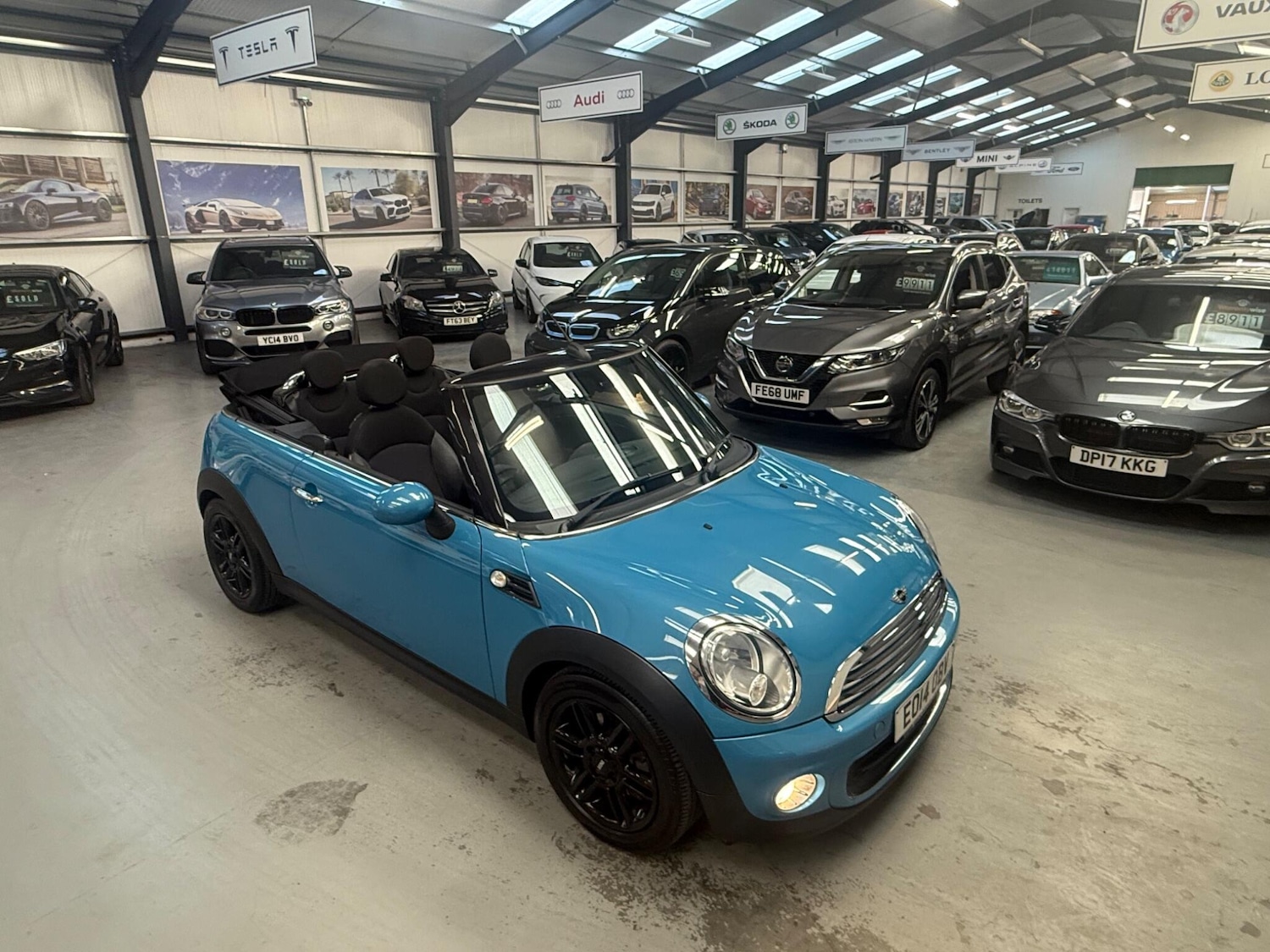 Used MINI Convertible 2014 for sale - 77892379: Photo 3